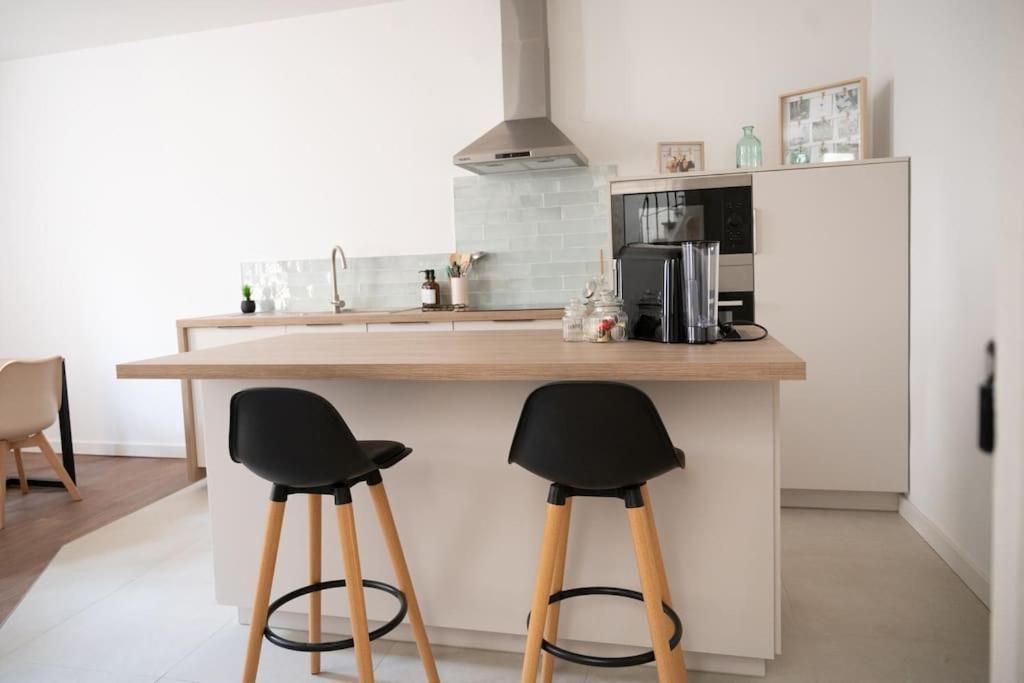 Lou Cabanot - Appartement Lumineux 3 Chambres - Parking Gratuit Béziers Extérieur photo